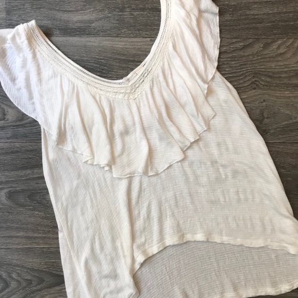 Cream Ruffled Top - Picture 2 of 3